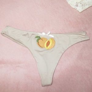 🍑Peach thong🍑